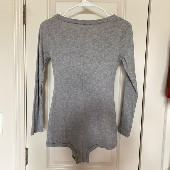 Grey Long Sleeve Romper - Picture 2 of 2